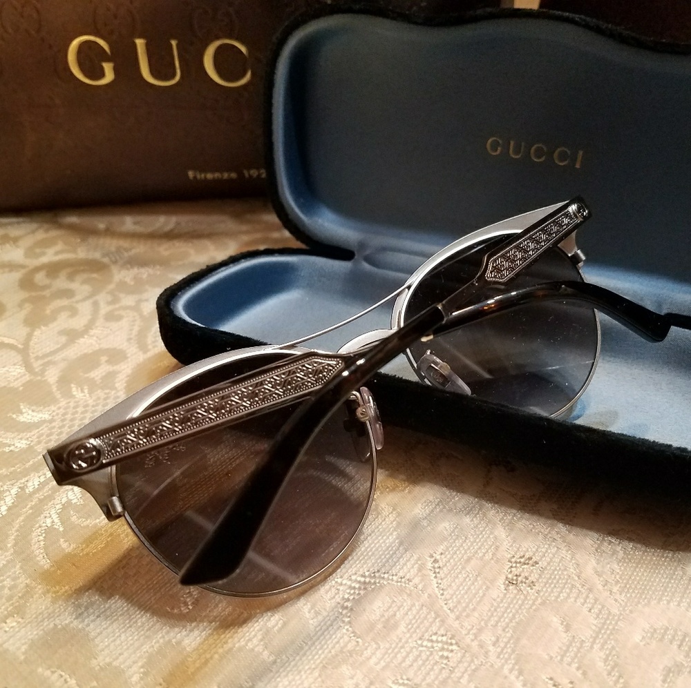 Sold🙂New Gucci sunglasses Gorgeous - Picture 5 of 8